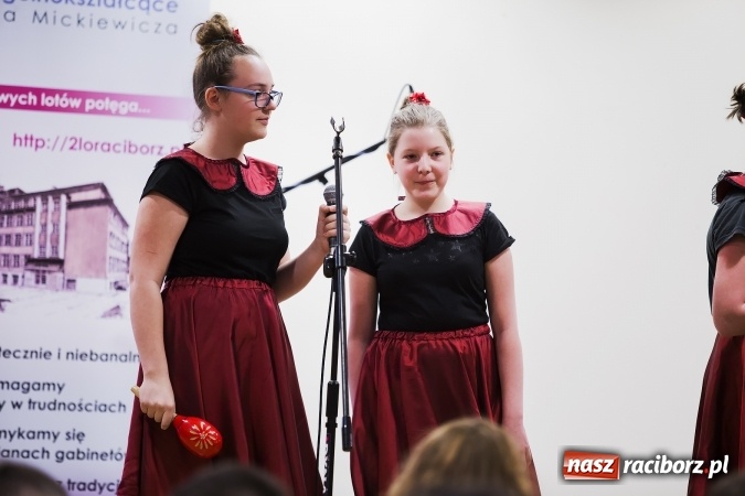 Zdjęcie w galerii na portalu naszraciborz.pl: Trwają przesłuchania do IV Ogólnopolskiego Konkursu Piosenki Hiszpańskojęzycznej wiadomości z regionu