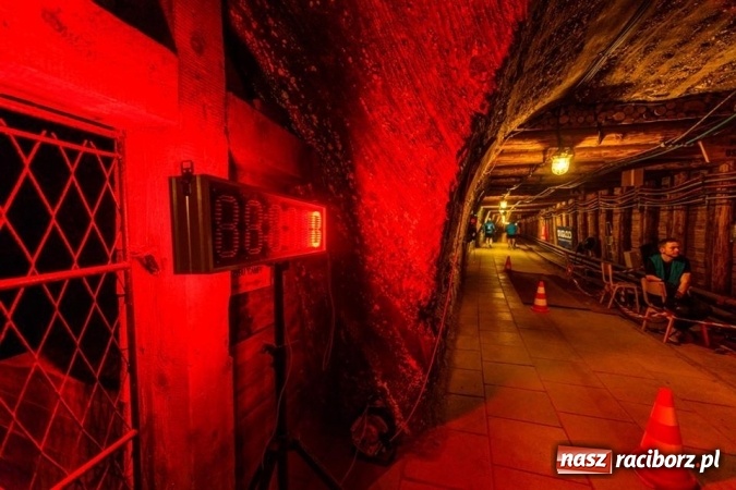 Zdjęcie w galerii na portalu naszraciborz.pl: Bieg sztafetowy w Bochni, emocje i adrenalina 212 m pod ziemią   wiadomości z regionu