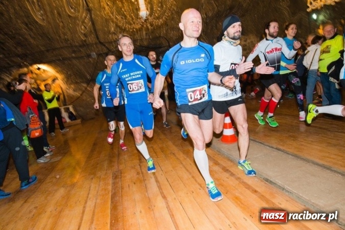 Zdjęcie w galerii na portalu naszraciborz.pl: Bieg sztafetowy w Bochni, emocje i adrenalina 212 m pod ziemią   wiadomości z regionu