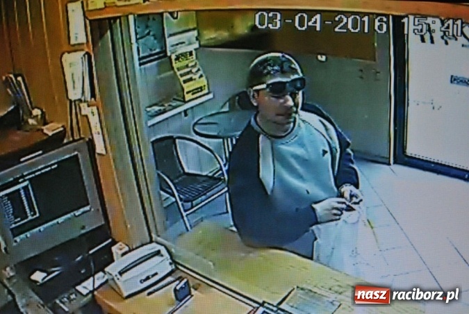 Zdjęcie w galerii na portalu naszraciborz.pl: Dwaj sprawcy napadu na kantor w Raciborzu zatrzymani! Pomogły publikacje w mediach wiadomości z regionu