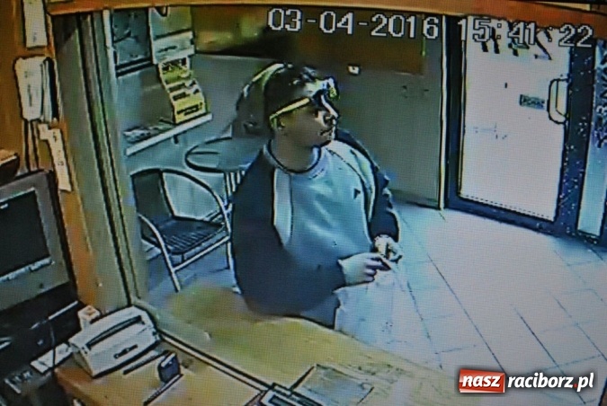 Zdjęcie w galerii na portalu naszraciborz.pl: Dwaj sprawcy napadu na kantor w Raciborzu zatrzymani! Pomogły publikacje w mediach wiadomości z regionu