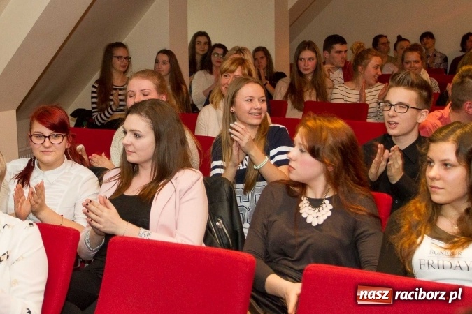 Zdjęcie w galerii na portalu naszraciborz.pl: IV Ogólnopolski Konkurs Piosenki Hiszpańskojęzycznej na Zamku Piastowskim za nami  wiadomości z regionu