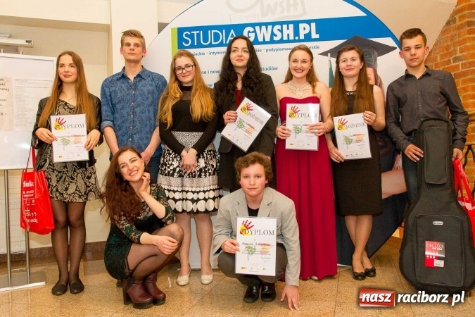 Zdjęcie w galerii na portalu naszraciborz.pl: IV Ogólnopolski Konkurs Piosenki Hiszpańskojęzycznej na Zamku Piastowskim za nami  wiadomości z regionu