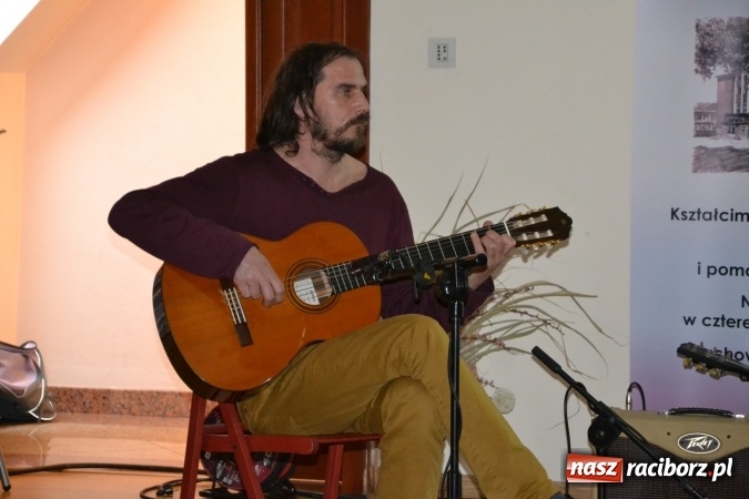 Zdjęcie w galerii na portalu naszraciborz.pl: IV Ogólnopolski Konkurs Piosenki Hiszpańskojęzycznej na Zamku Piastowskim za nami  wiadomości z regionu