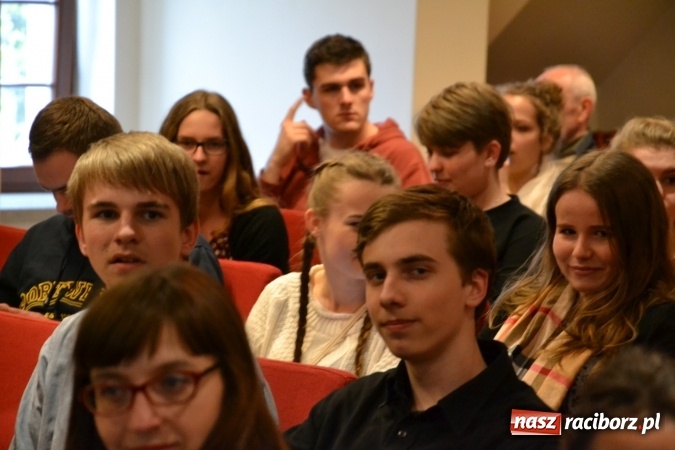 Zdjęcie w galerii na portalu naszraciborz.pl: IV Ogólnopolski Konkurs Piosenki Hiszpańskojęzycznej na Zamku Piastowskim za nami  wiadomości z regionu