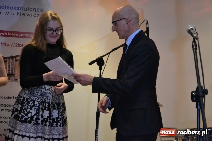 Zdjęcie w galerii na portalu naszraciborz.pl: IV Ogólnopolski Konkurs Piosenki Hiszpańskojęzycznej na Zamku Piastowskim za nami  wiadomości z regionu