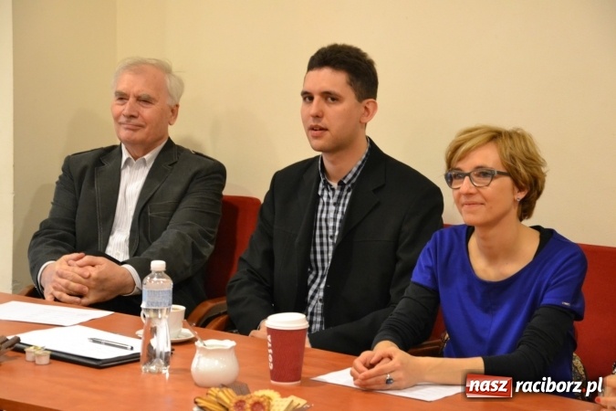 Zdjęcie w galerii na portalu naszraciborz.pl: IV Ogólnopolski Konkurs Piosenki Hiszpańskojęzycznej na Zamku Piastowskim za nami  wiadomości z regionu