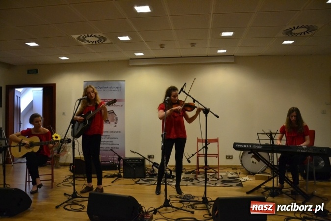 Zdjęcie w galerii na portalu naszraciborz.pl: IV Ogólnopolski Konkurs Piosenki Hiszpańskojęzycznej na Zamku Piastowskim za nami  wiadomości z regionu