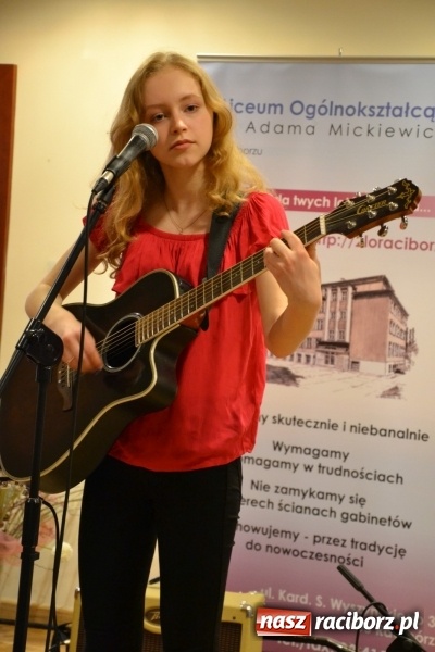 Zdjęcie w galerii na portalu naszraciborz.pl: IV Ogólnopolski Konkurs Piosenki Hiszpańskojęzycznej na Zamku Piastowskim za nami  wiadomości z regionu