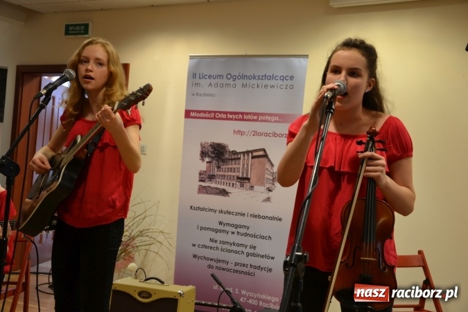 Zdjęcie w galerii na portalu naszraciborz.pl: IV Ogólnopolski Konkurs Piosenki Hiszpańskojęzycznej na Zamku Piastowskim za nami  wiadomości z regionu