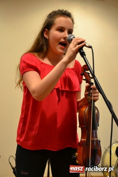 Zdjęcie w galerii na portalu naszraciborz.pl: IV Ogólnopolski Konkurs Piosenki Hiszpańskojęzycznej na Zamku Piastowskim za nami  wiadomości z regionu