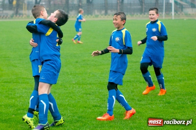 Zdjęcie w galerii na portalu naszraciborz.pl: Łatwa wygrana trampkarzy młodszych Ikara wiadomości z regionu