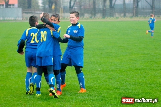 Zdjęcie w galerii na portalu naszraciborz.pl: Łatwa wygrana trampkarzy młodszych Ikara wiadomości z regionu