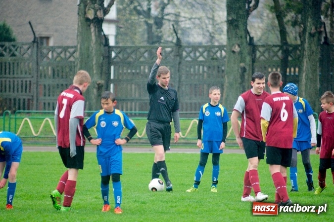 Zdjęcie w galerii na portalu naszraciborz.pl: Łatwa wygrana trampkarzy młodszych Ikara wiadomości z regionu