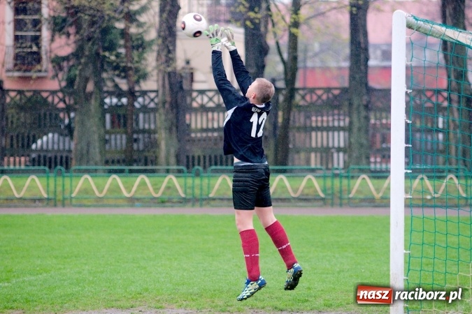 Zdjęcie w galerii na portalu naszraciborz.pl: Łatwa wygrana trampkarzy młodszych Ikara wiadomości z regionu