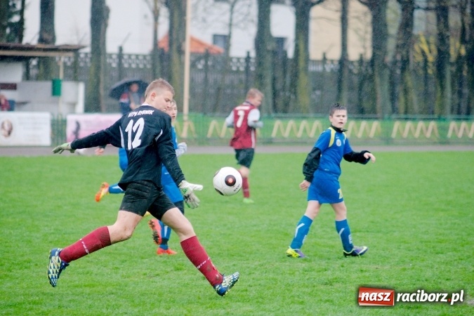 Zdjęcie w galerii na portalu naszraciborz.pl: Łatwa wygrana trampkarzy młodszych Ikara wiadomości z regionu