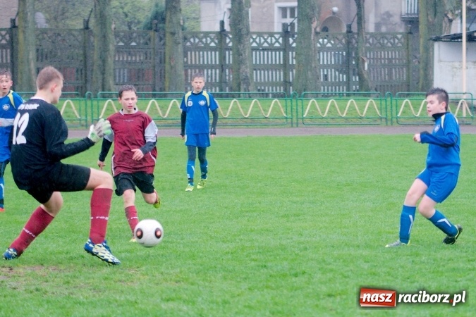 Zdjęcie w galerii na portalu naszraciborz.pl: Łatwa wygrana trampkarzy młodszych Ikara wiadomości z regionu