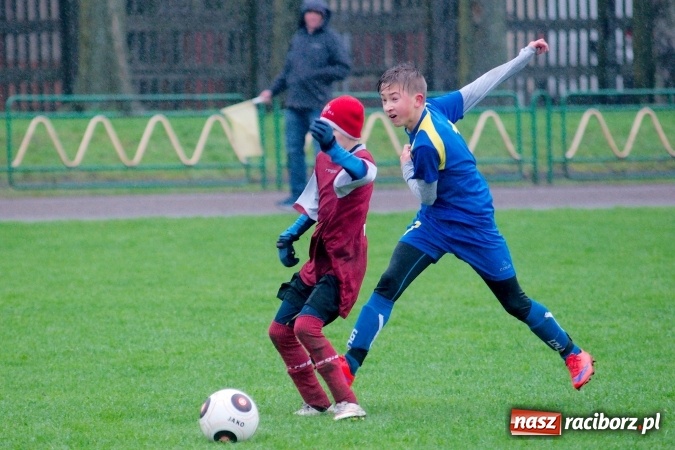 Zdjęcie w galerii na portalu naszraciborz.pl: Łatwa wygrana trampkarzy młodszych Ikara wiadomości z regionu