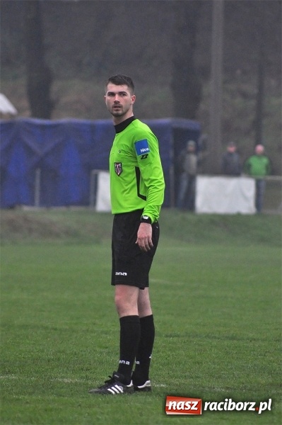 Zdjęcie w galerii na portalu naszraciborz.pl: Gol w ostatniej minucie na wagę zwycięstwa wiadomości z regionu