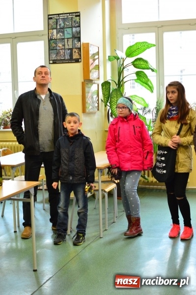 Zdjęcie w galerii na portalu naszraciborz.pl: Tańce, walki i gry, czyli Dzień Otwarty w G5 wiadomości z regionu