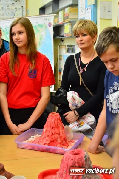 Zdjęcie w galerii na portalu naszraciborz.pl: Tańce, walki i gry, czyli Dzień Otwarty w G5 wiadomości z regionu