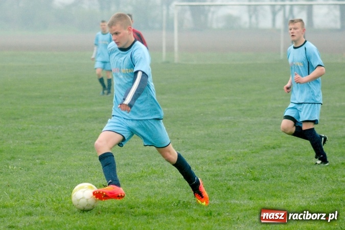 Zdjęcie w galerii na portalu naszraciborz.pl: Zawada Książęca lepsza od Bieńkowic. Gospodarze poddali mecz wiadomości z regionu