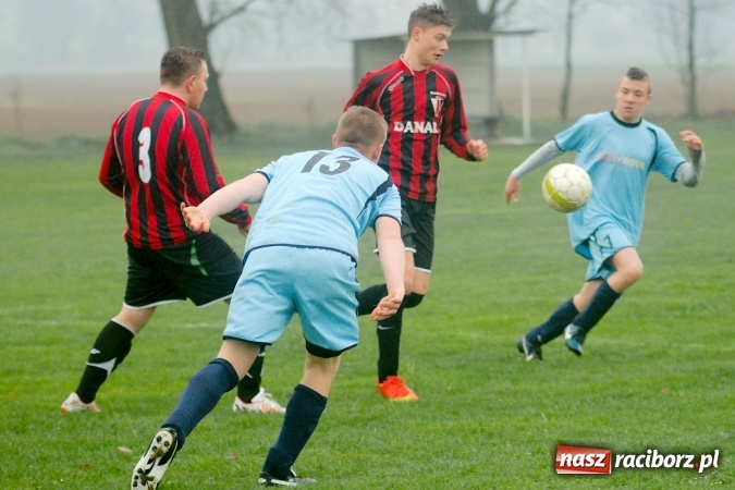 Zdjęcie w galerii na portalu naszraciborz.pl: Zawada Książęca lepsza od Bieńkowic. Gospodarze poddali mecz wiadomości z regionu