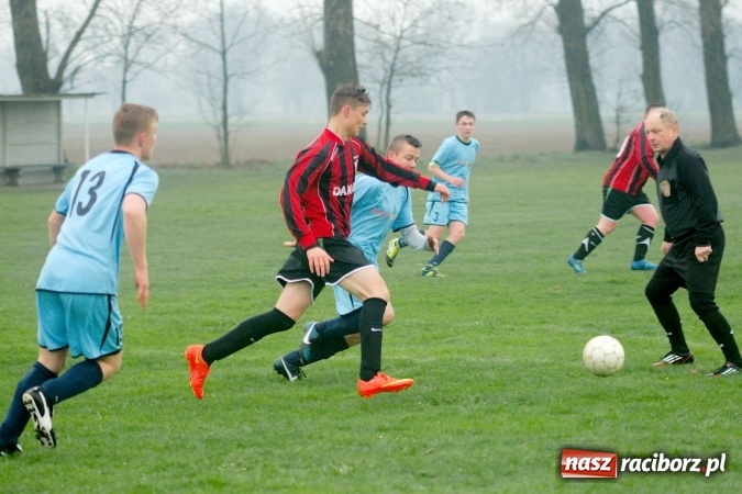 Zdjęcie w galerii na portalu naszraciborz.pl: Zawada Książęca lepsza od Bieńkowic. Gospodarze poddali mecz wiadomości z regionu