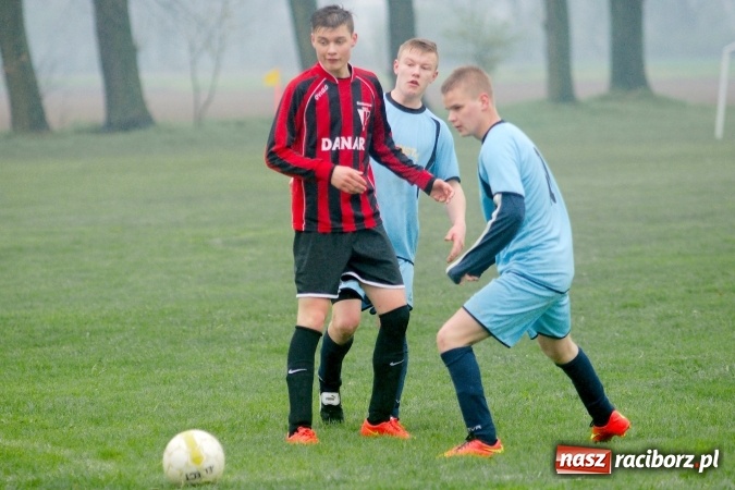 Zdjęcie w galerii na portalu naszraciborz.pl: Zawada Książęca lepsza od Bieńkowic. Gospodarze poddali mecz wiadomości z regionu