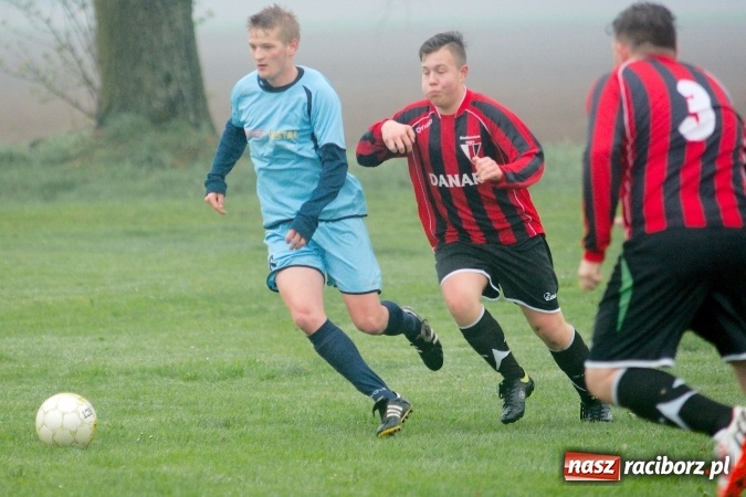 Zdjęcie w galerii na portalu naszraciborz.pl: Zawada Książęca lepsza od Bieńkowic. Gospodarze poddali mecz wiadomości z regionu