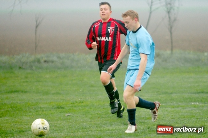 Zdjęcie w galerii na portalu naszraciborz.pl: Zawada Książęca lepsza od Bieńkowic. Gospodarze poddali mecz wiadomości z regionu