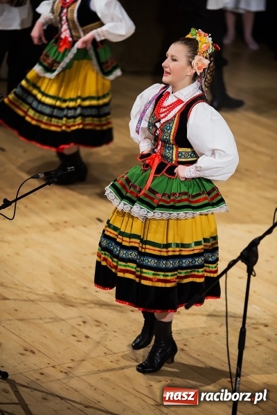 Zdjęcie w galerii na portalu naszraciborz.pl: Źródło tańcuje dla chorego Michałka wiadomości z regionu