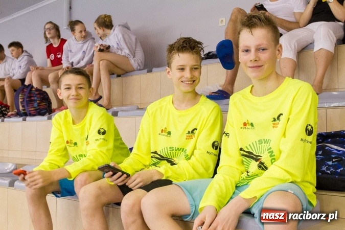 Zdjęcie w galerii na portalu naszraciborz.pl: Mistrzostwa Szkół Sportowych w pływaniu - FOTOREPORTAŻ wiadomości z regionu