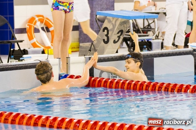 Zdjęcie w galerii na portalu naszraciborz.pl: Mistrzostwa Szkół Sportowych w pływaniu - FOTOREPORTAŻ wiadomości z regionu