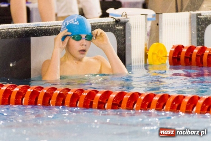 Zdjęcie w galerii na portalu naszraciborz.pl: Mistrzostwa Szkół Sportowych w pływaniu - FOTOREPORTAŻ wiadomości z regionu