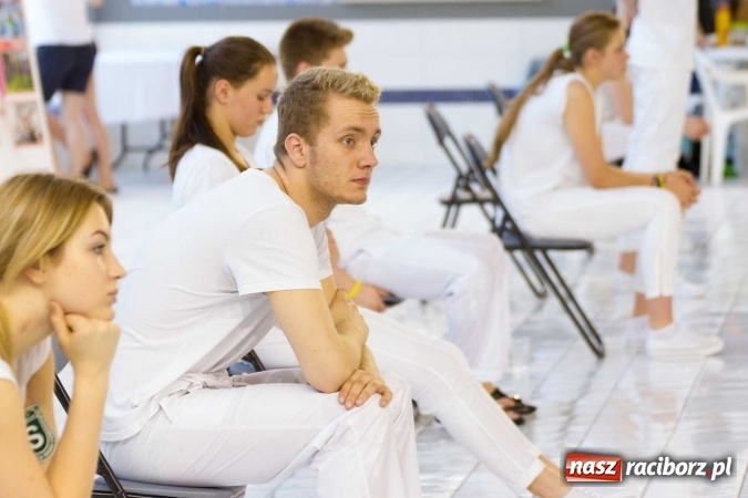 Zdjęcie w galerii na portalu naszraciborz.pl: Mistrzostwa Szkół Sportowych w pływaniu - FOTOREPORTAŻ wiadomości z regionu
