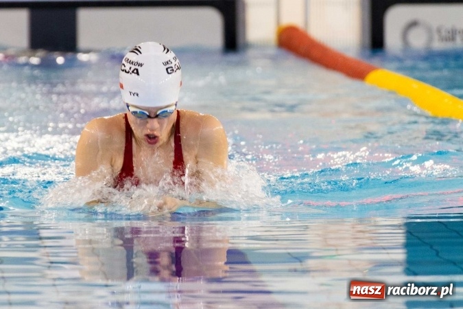 Zdjęcie w galerii na portalu naszraciborz.pl: Mistrzostwa Szkół Sportowych w pływaniu - FOTOREPORTAŻ wiadomości z regionu