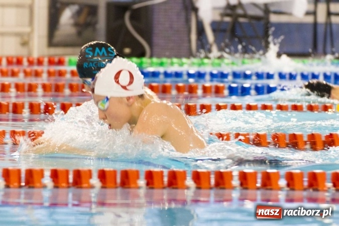 Zdjęcie w galerii na portalu naszraciborz.pl: Mistrzostwa Szkół Sportowych w pływaniu - FOTOREPORTAŻ wiadomości z regionu