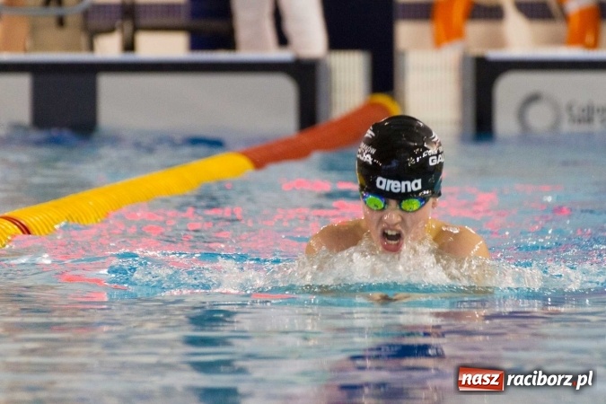 Zdjęcie w galerii na portalu naszraciborz.pl: Mistrzostwa Szkół Sportowych w pływaniu - FOTOREPORTAŻ wiadomości z regionu