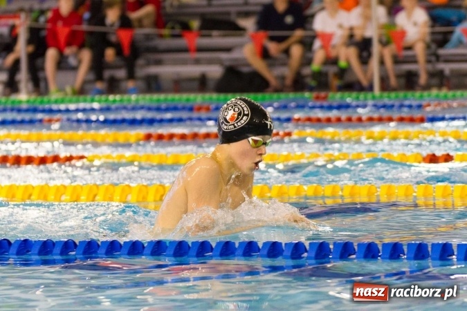 Zdjęcie w galerii na portalu naszraciborz.pl: Mistrzostwa Szkół Sportowych w pływaniu - FOTOREPORTAŻ wiadomości z regionu