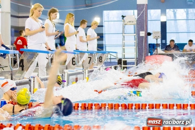 Zdjęcie w galerii na portalu naszraciborz.pl: Mistrzostwa Szkół Sportowych w pływaniu - FOTOREPORTAŻ wiadomości z regionu
