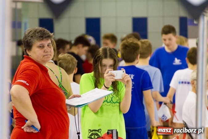 Zdjęcie w galerii na portalu naszraciborz.pl: Mistrzostwa Szkół Sportowych w pływaniu - FOTOREPORTAŻ wiadomości z regionu