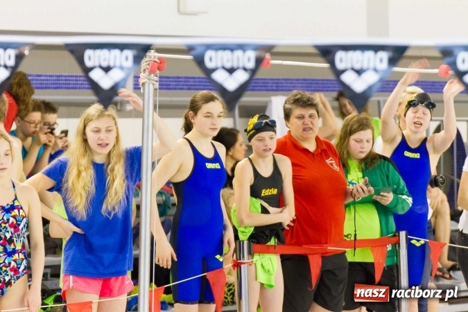 Zdjęcie w galerii na portalu naszraciborz.pl: Mistrzostwa Szkół Sportowych w pływaniu - FOTOREPORTAŻ wiadomości z regionu
