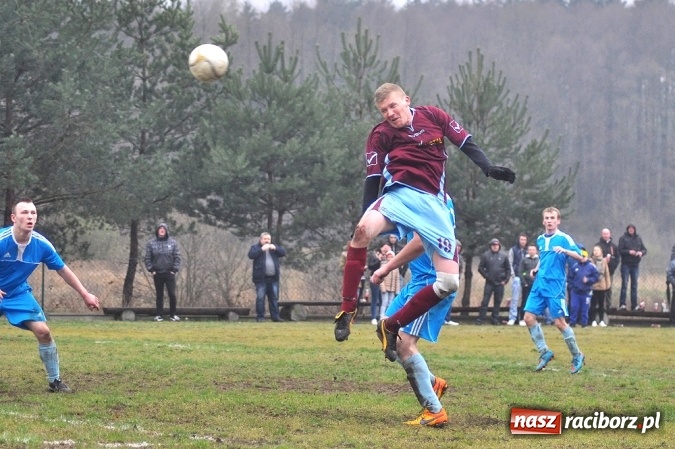 Zdjęcie w galerii na portalu naszraciborz.pl: Zgoda Zawada Książęca pozostaje w fotelu lidera B klasy wiadomości z regionu