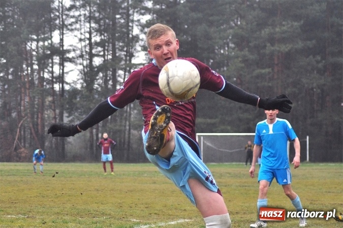 Zdjęcie w galerii na portalu naszraciborz.pl: Zgoda Zawada Książęca pozostaje w fotelu lidera B klasy wiadomości z regionu