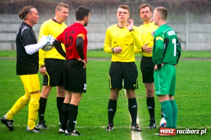 Zdjęcie w galerii na portalu naszraciborz.pl: Niespodzianka w Tworkowie. Brzezie pokonało wicelidera wiadomości z regionu