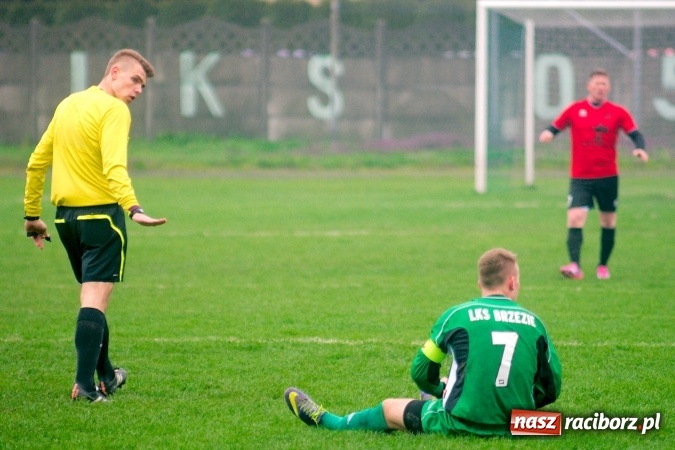 Zdjęcie w galerii na portalu naszraciborz.pl: Niespodzianka w Tworkowie. Brzezie pokonało wicelidera wiadomości z regionu