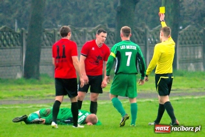 Zdjęcie w galerii na portalu naszraciborz.pl: Niespodzianka w Tworkowie. Brzezie pokonało wicelidera wiadomości z regionu