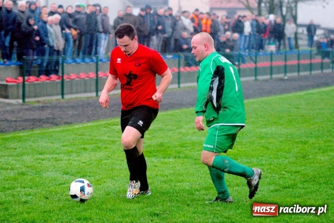 Zdjęcie w galerii na portalu naszraciborz.pl: Niespodzianka w Tworkowie. Brzezie pokonało wicelidera wiadomości z regionu