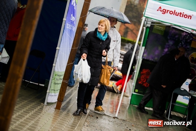Zdjęcie w galerii na portalu naszraciborz.pl: Prelekcja w Agro Markecie przyciągnęła miłośników ogrodnictwa wiadomości z regionu